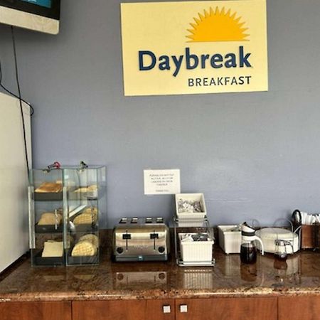 Days Inn By Wyndham San Diego-East/El Cajon Extérieur photo