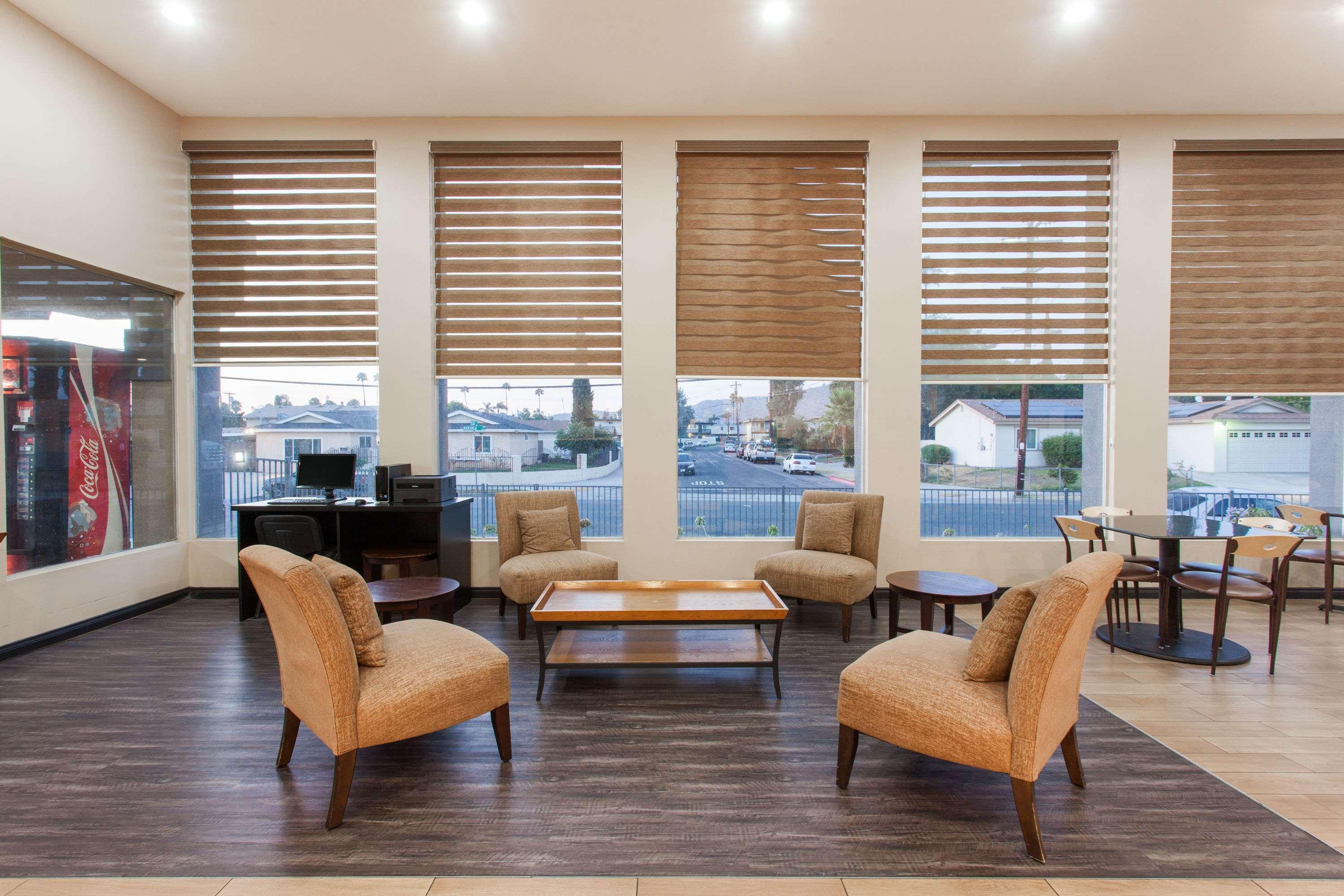 Days Inn By Wyndham San Diego-East/El Cajon Extérieur photo