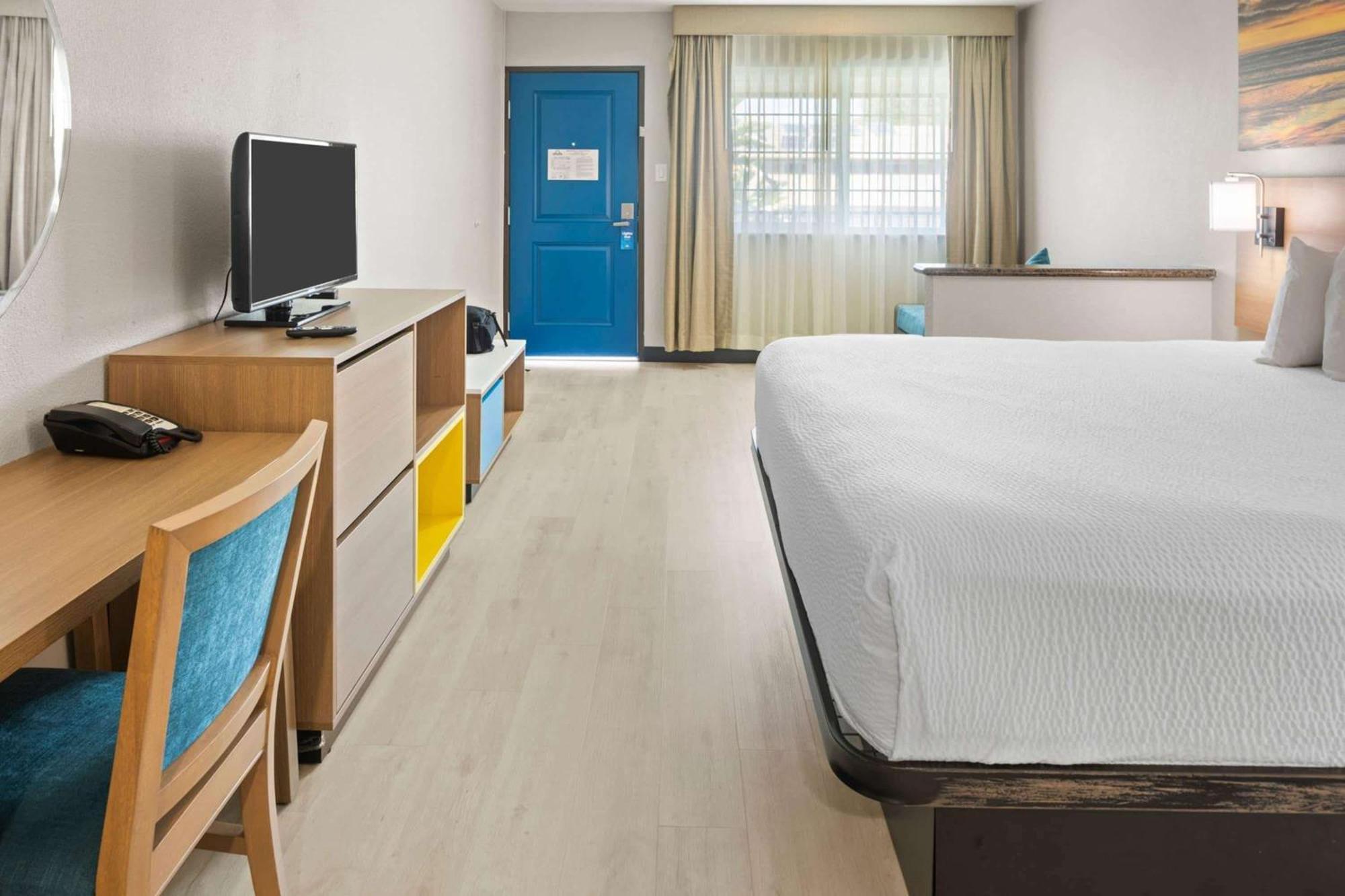 Days Inn By Wyndham San Diego-East/El Cajon Extérieur photo